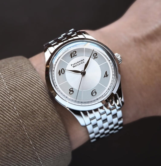 Futaba − Moonlight Silver